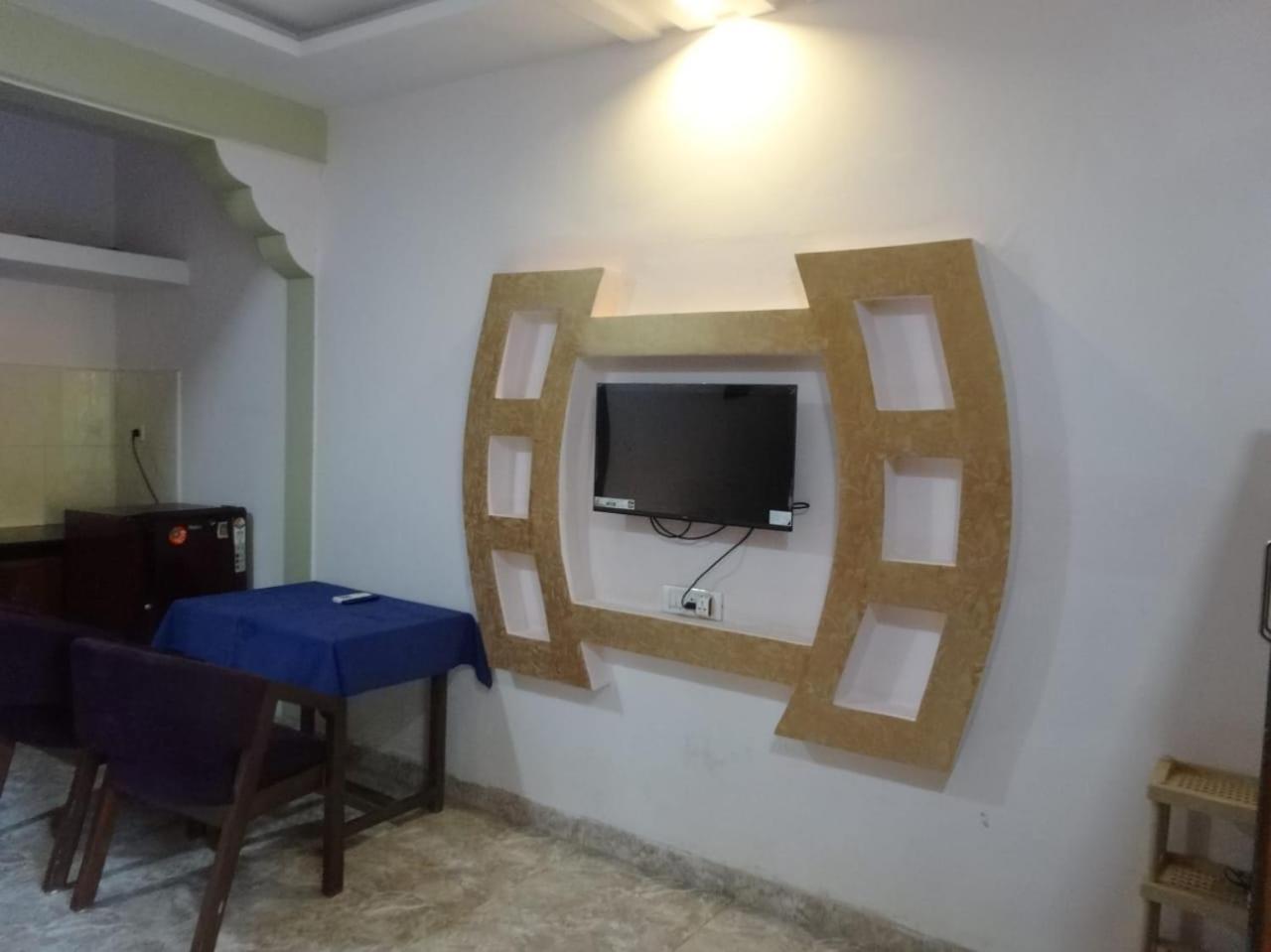 R Mansion Apartment Калангуте Екстериор снимка